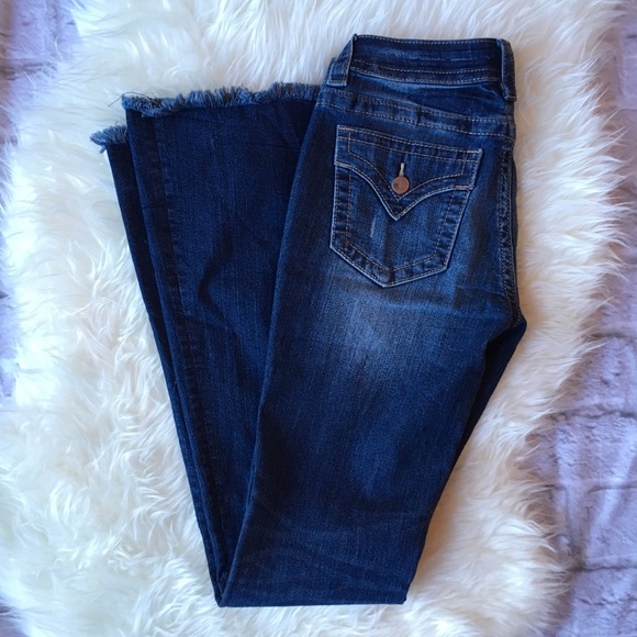 Miss Me Standard Flare Slightly Distressed Jeans - Picture 2 of 5